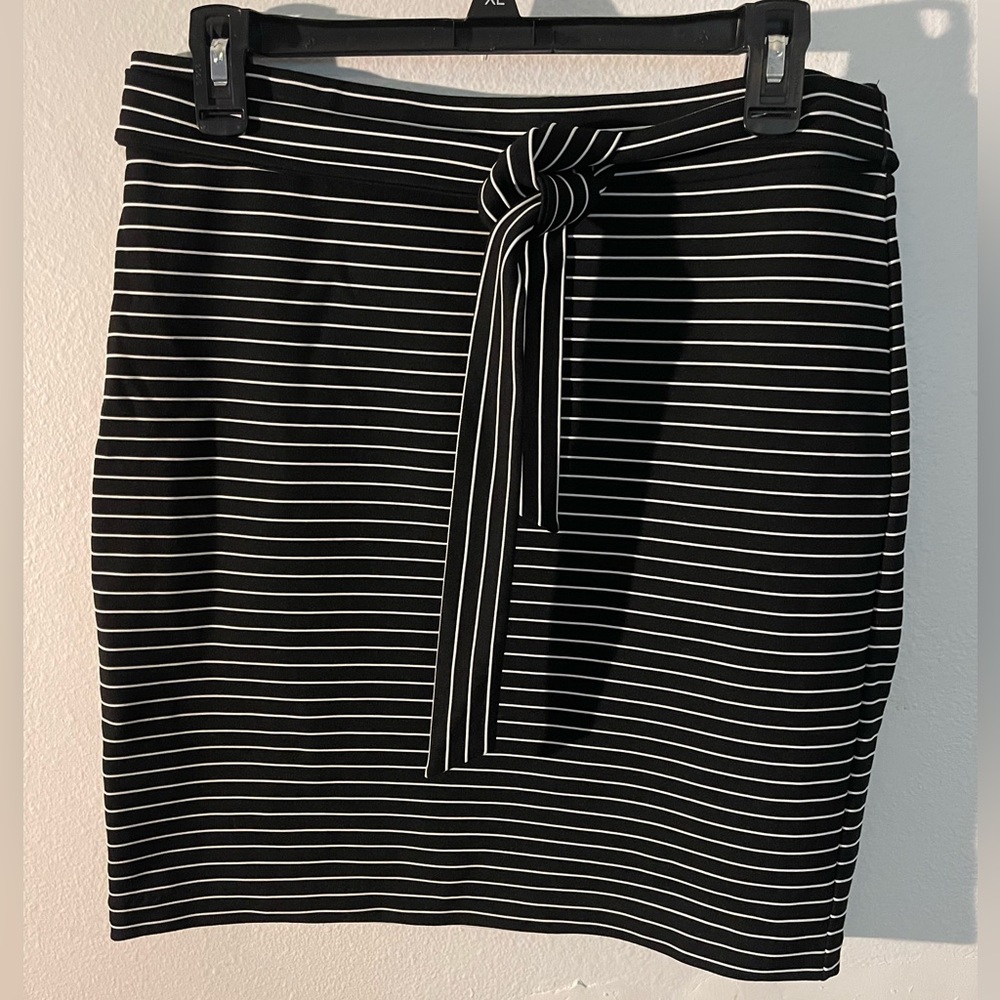 Loft maxi skirt with belt